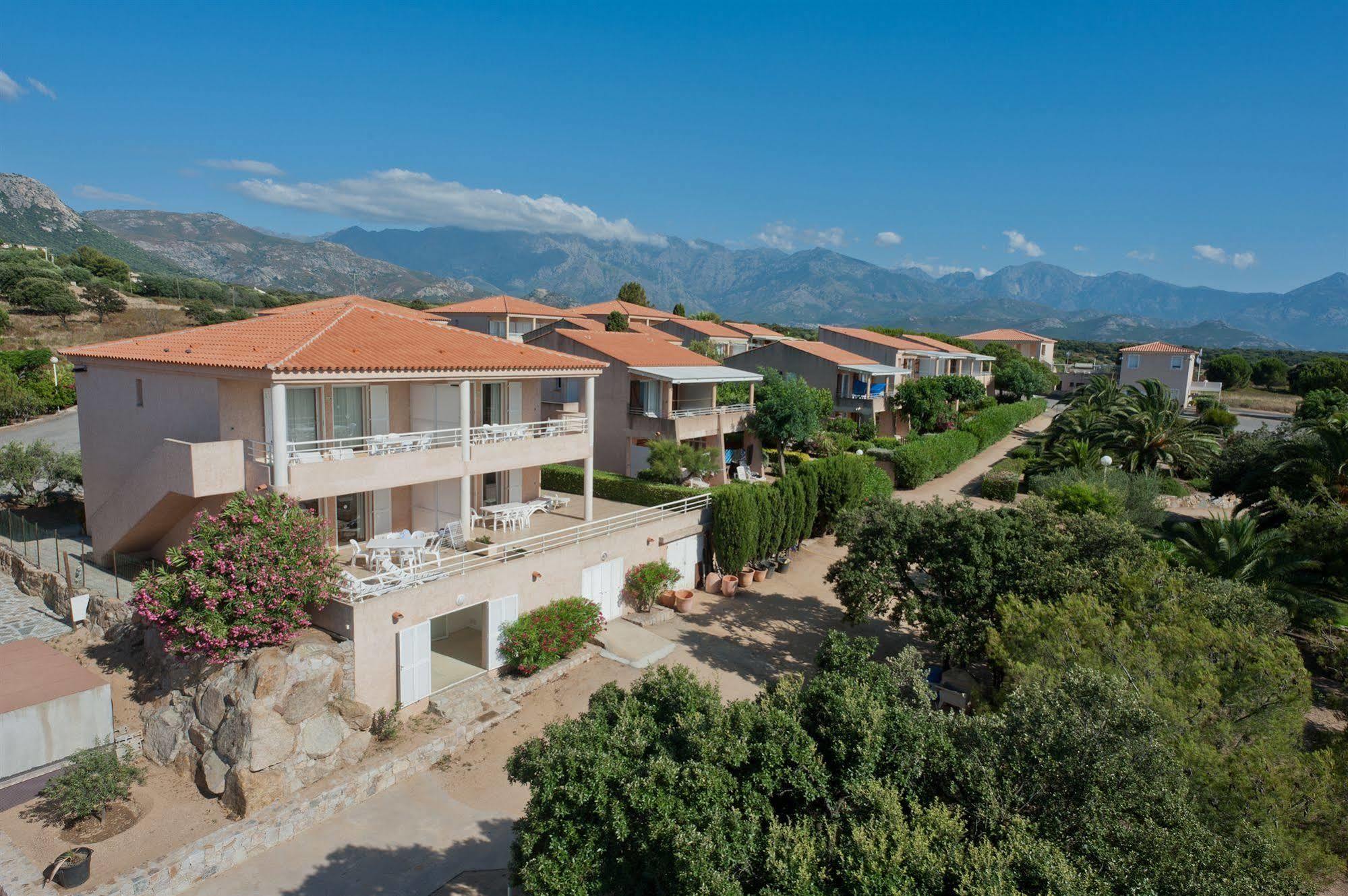 Residence Arinella لوميو المظهر الخارجي الصورة